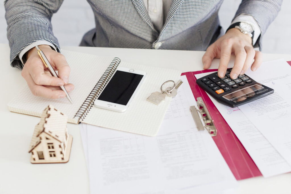 Perbedaan Pajak Pusat dan Daerah